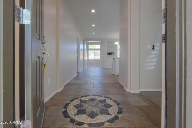 Foto del edificio - 39147 N Luke Ln