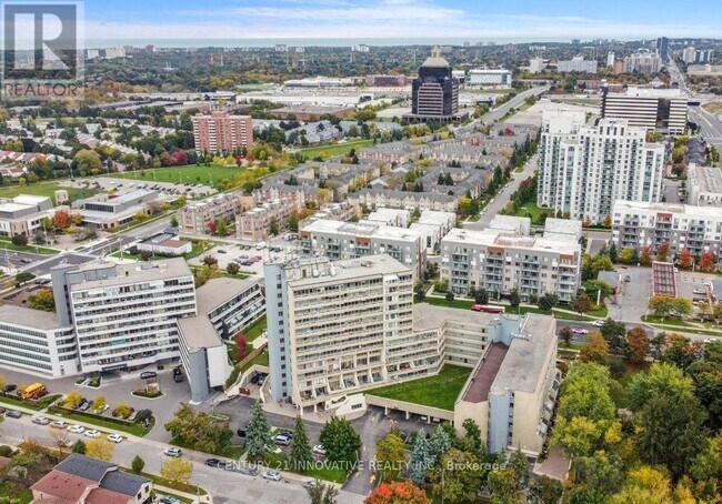 Photo du bâtiment - 5580 Sheppard Ave E