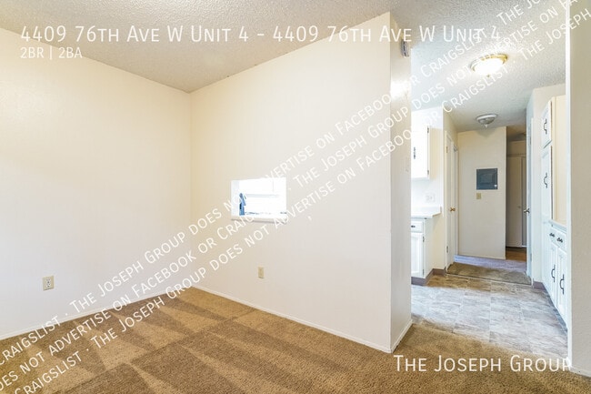 Building Photo - 4409 76th Ave W