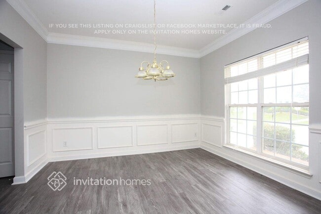 Building Photo - 7021 Tanners Creek Dr