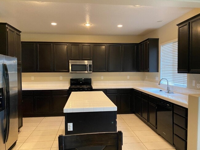 Building Photo - 33616 Nandina Ln