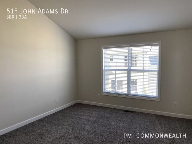 Foto del edificio - 515 John Adams Dr NW