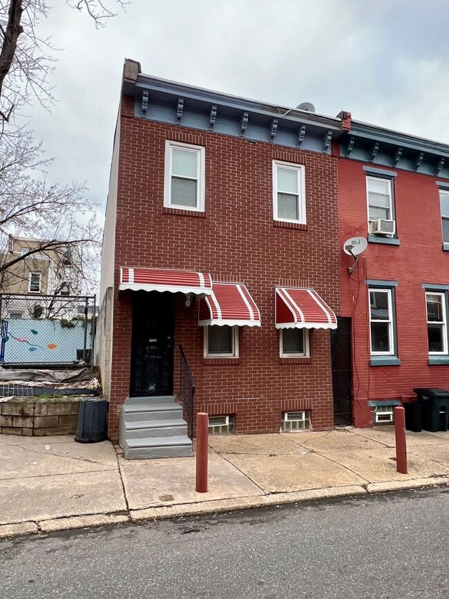 Building Photo - 3319 Brandywine St