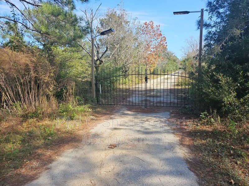 Foto principal - 1562 Avalon Blvd