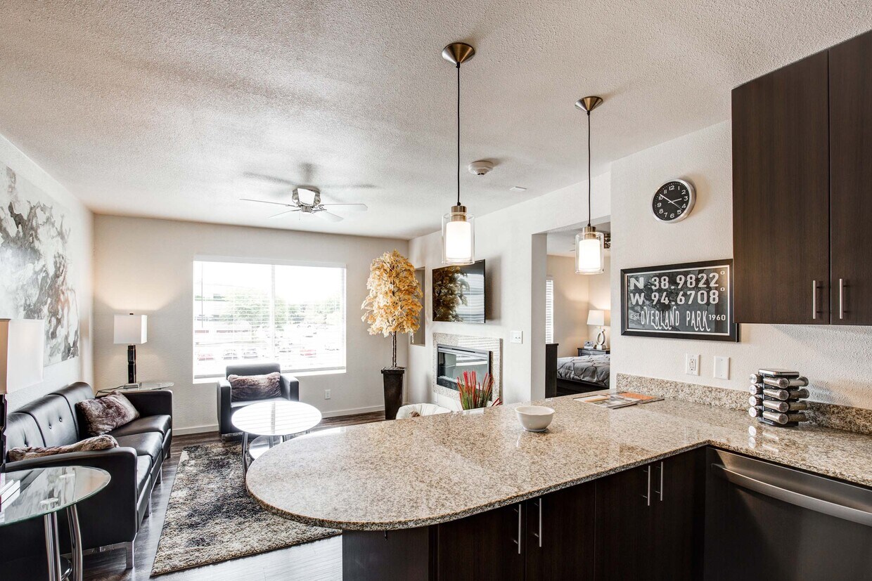 Roe 107 - 4401 W 107Th St Overland Park, KS 66207 | Apartments.com