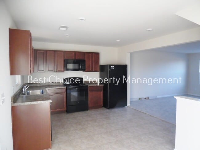 Building Photo - 404 Brookshade Way