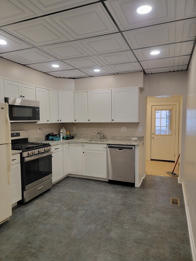 Foto del edificio - 3504 Chestnut Ave