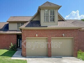 Building Photo - 112 Park Meade Dr