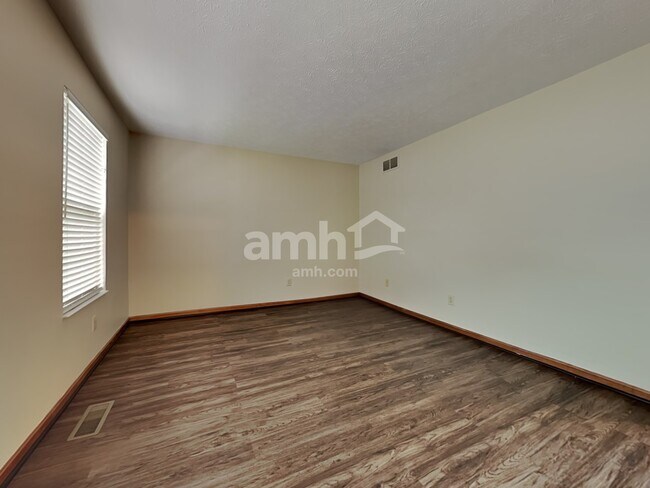 Foto del edificio - 713 W Aberdeen Dr