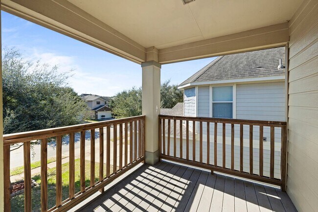 Foto del edificio - 26122 Parkman Grove Dr