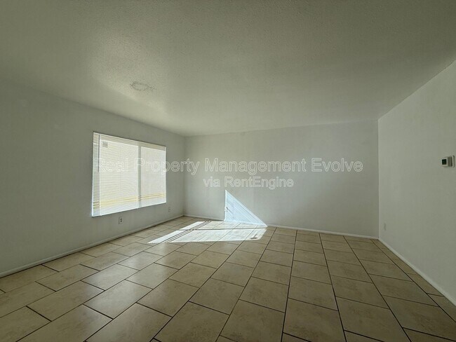 Foto del edificio - 3840 N 43rd Ave