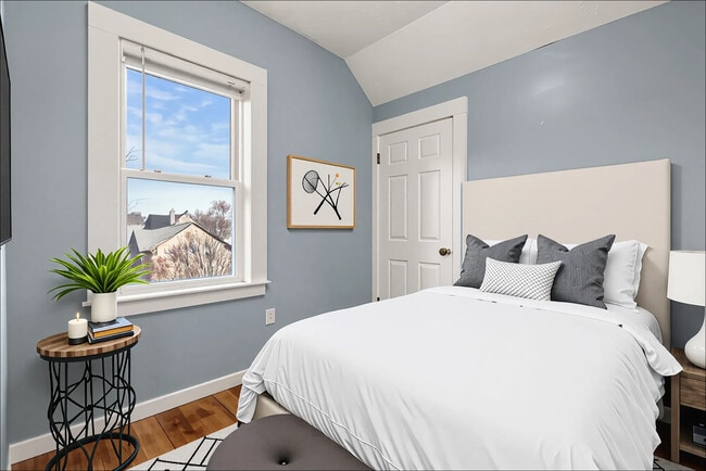 Building Photo - 170 Allston St