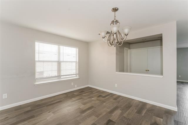 Foto del edificio - 4813 Palm Ridge Dr