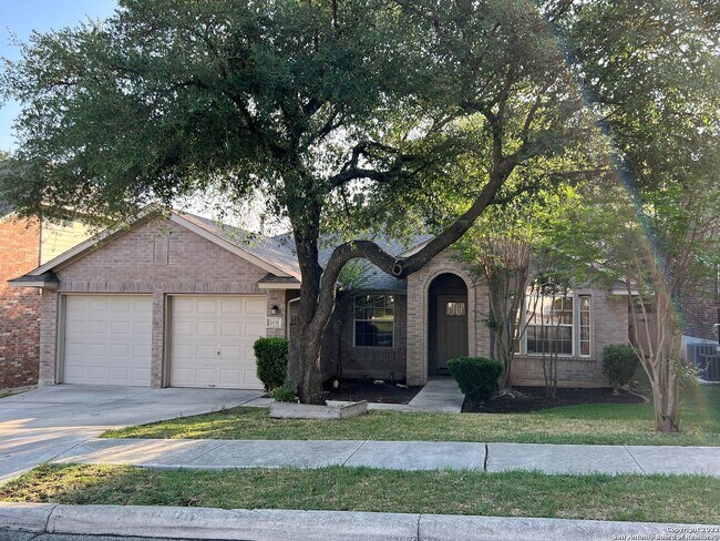 Foto del edificio - 2631 Concan St