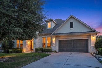 Building Photo - 1700 Snyder Trail