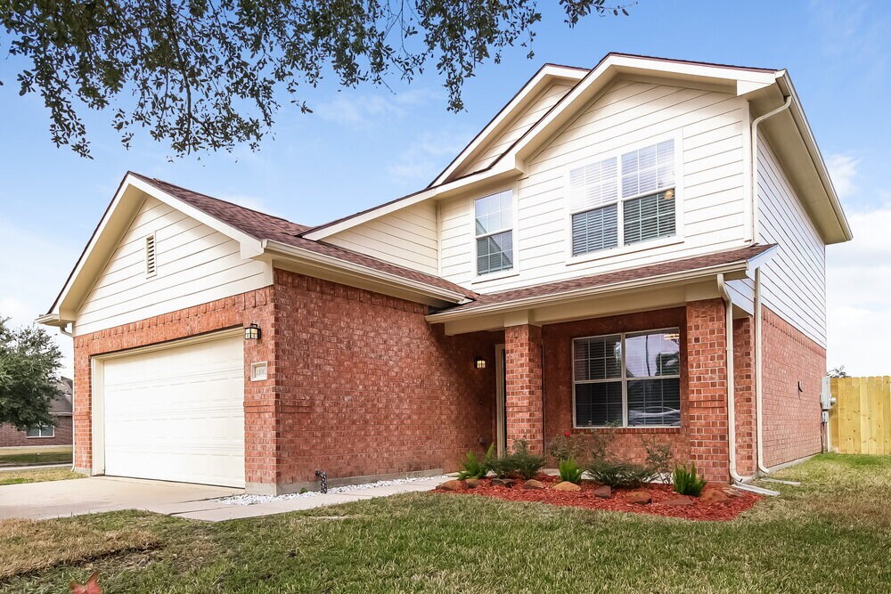 Primary Photo - 13003 Sandhill Park Ln