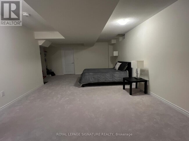 Building Photo - 2147 Hallandale St