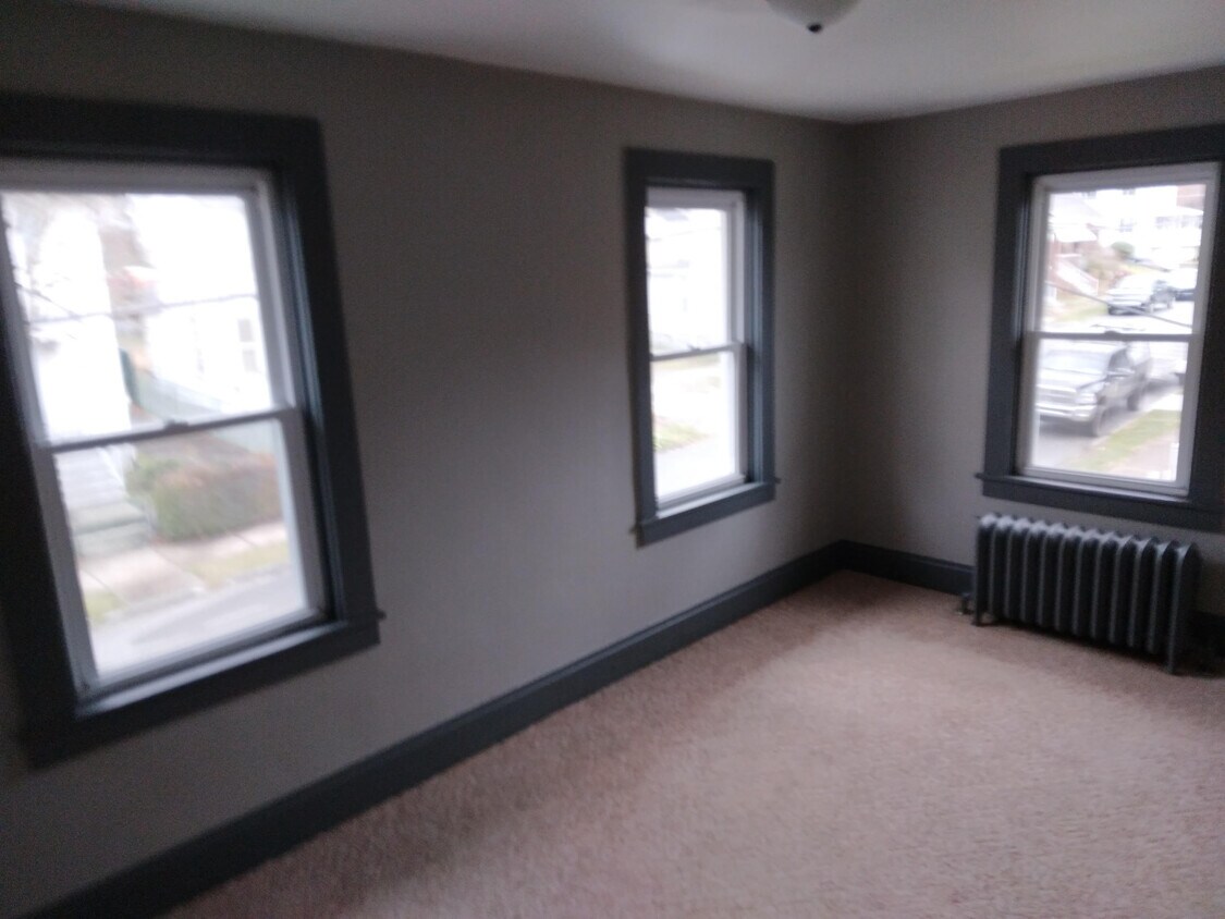Primary Photo - 356 Concord Ave