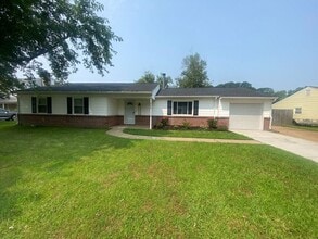 Building Photo - 1446 Pecan Ct