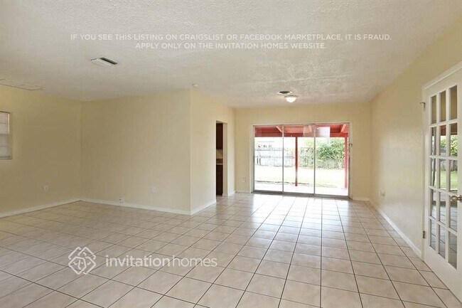 Foto del edificio - 18935 NW 8th Ave