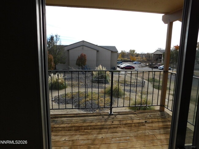 Building Photo - 650 N Maine St