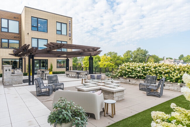 Building Photo - Rex 26 Apartments