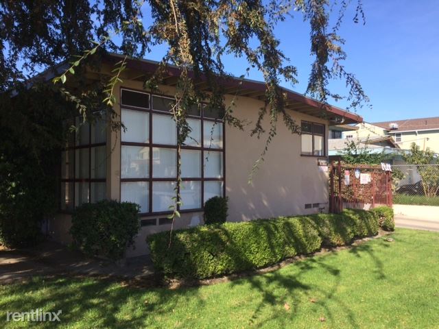 Foto del edificio - 10931 California Ave