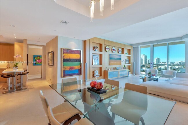 Foto del edificio - 100 South Pointe Dr