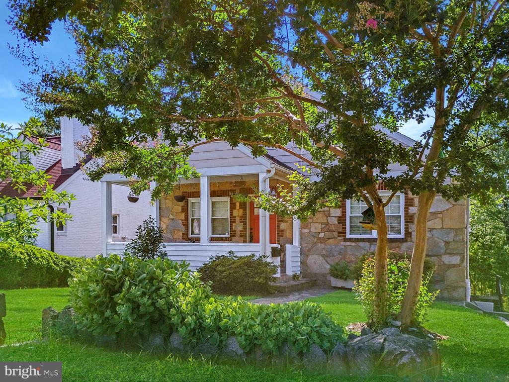 Foto principal - 2336 Belleview Ave