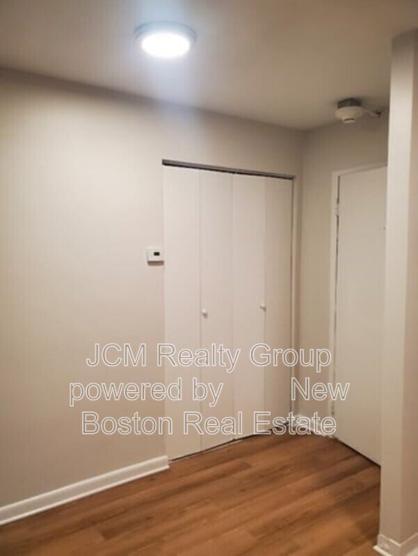 Photo - 700 Cummins Hwy Apartment