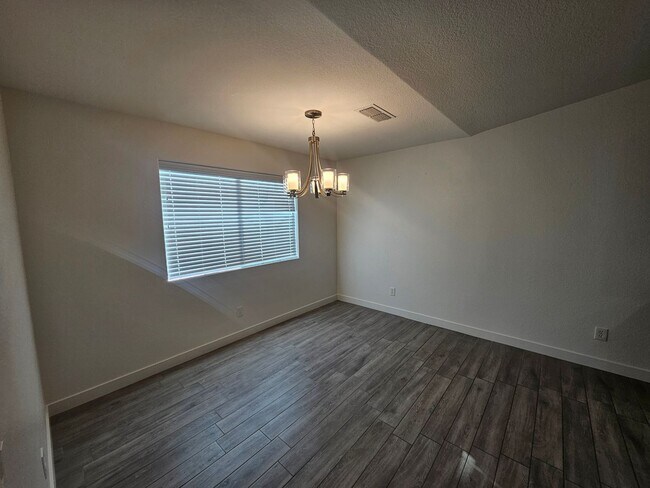 Foto del edificio - Los Lagos 3 Bed Room Home with Lake Views