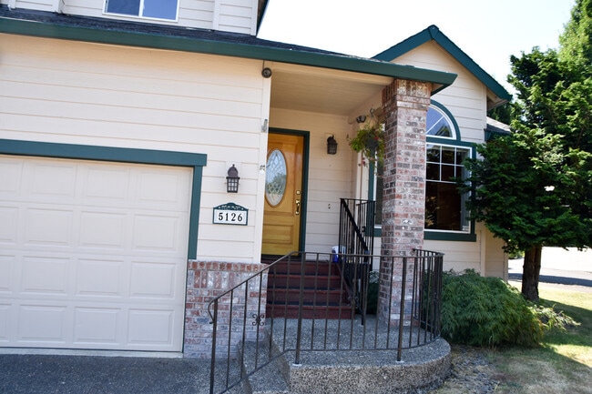 Foto del edificio - 5126 SE 16th Dr