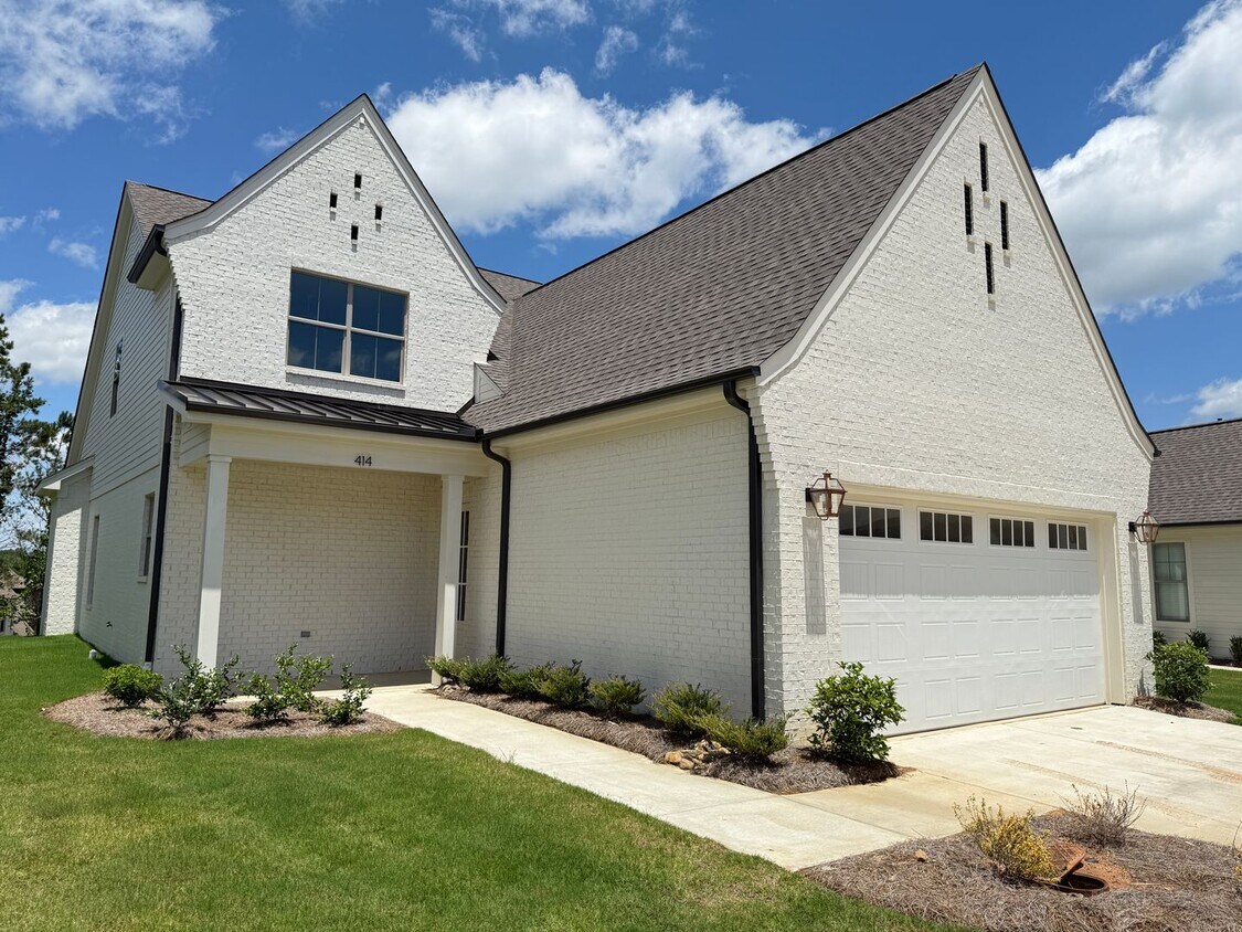 Foto principal - 4BR/3.5BA Home For Rent