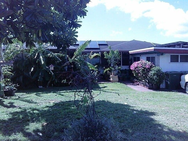 Building Photo - 3727 Anuhea St
