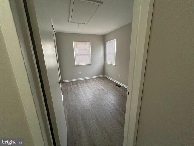 Foto del edificio - 9605 Hagel Cir