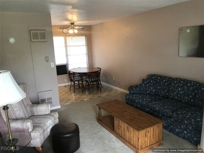 Building Photo - 1119 Wesley St