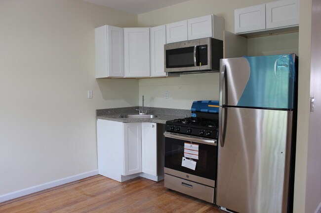 Foto del edificio - 373 E 157th St