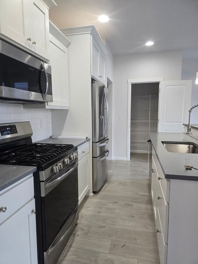 Foto del edificio - 173 N 7th Ave