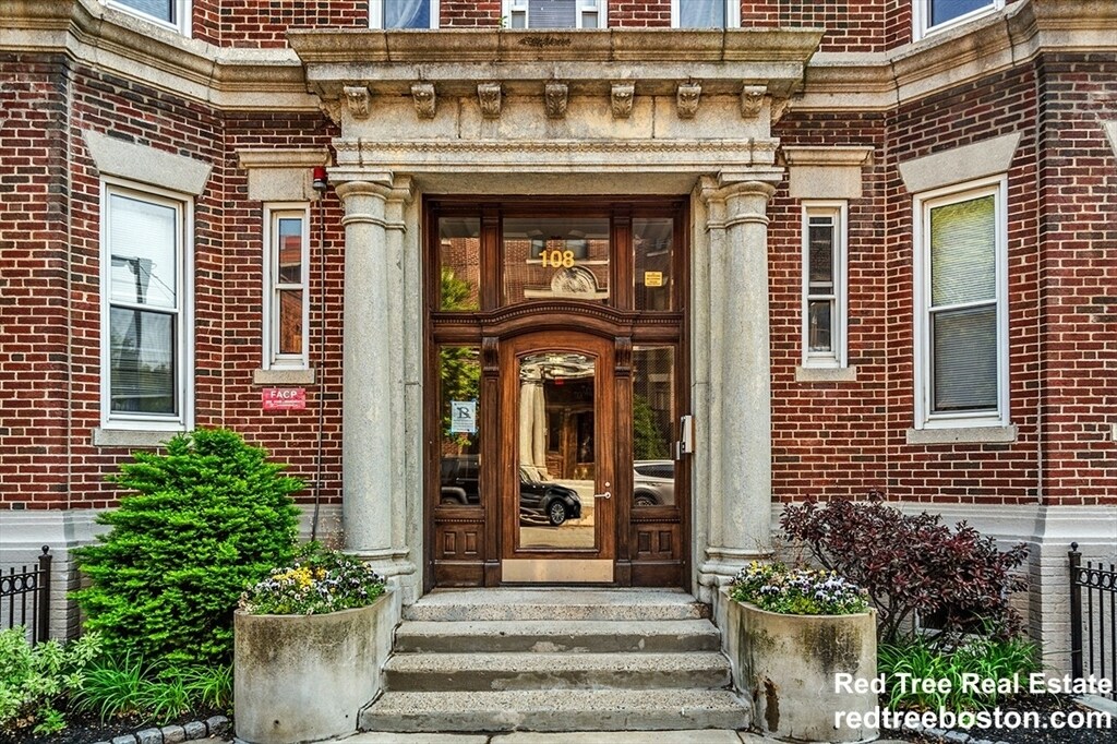 Primary Photo - 112 Jersey St