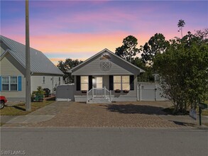 Building Photo - 286 Leawood Cir