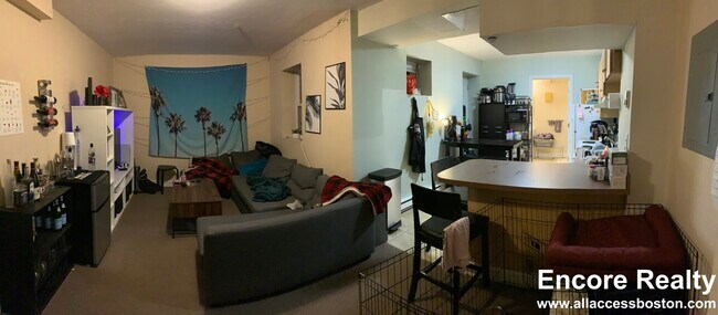 Foto del edificio - 883 Huntington Ave