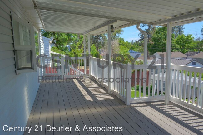 Building Photo - 2 br, 2 bath House - 6011 N Forest Blvd