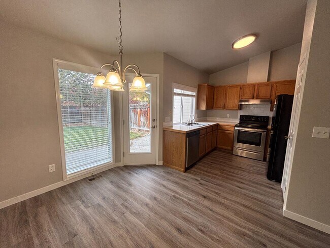 Foto del edificio - 2229 S Sumac St