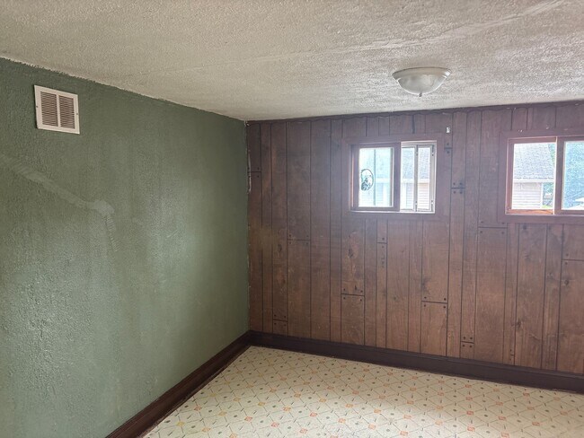 Foto del edificio - 376 Rockport Rd