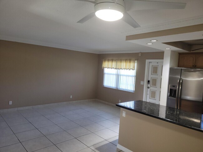 Foto del edificio - 2871 N Ocean Blvd