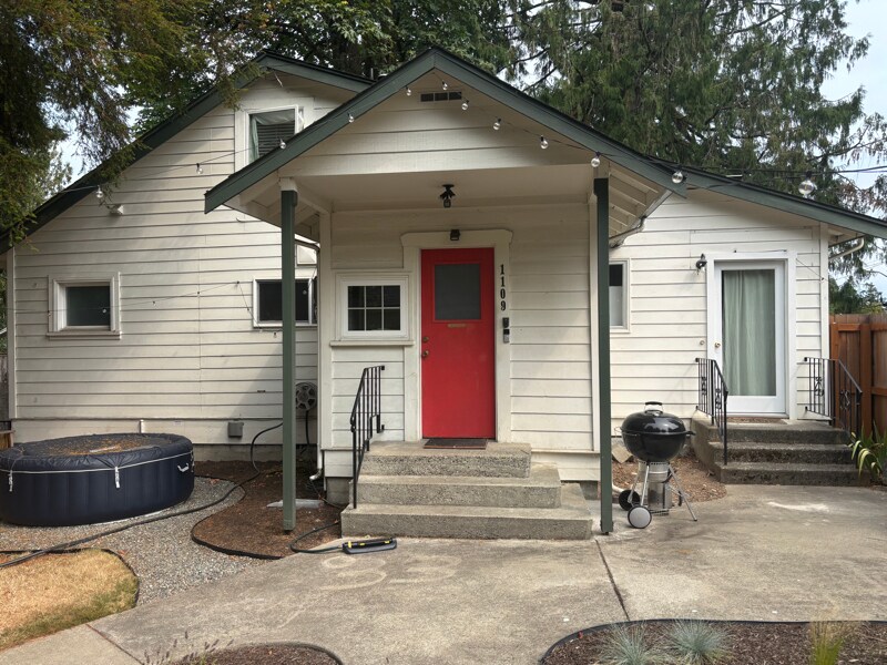 Foto principal - 1109 Shorewood Dr