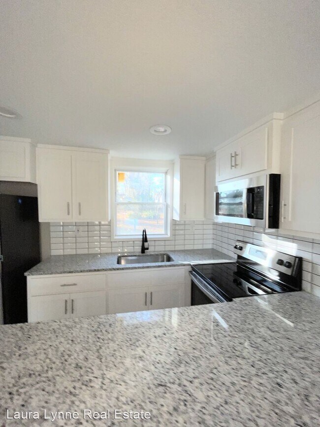 Building Photo - 2 br, 1 bath House - 814 S Woodland Ave