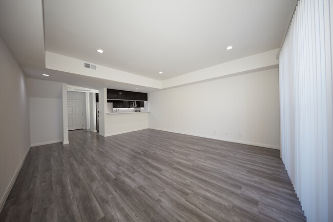Foto del edificio - 1524 Granville Ave