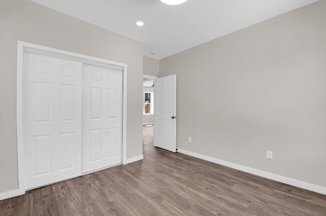 Building Photo - 6309 Delmar Blvd