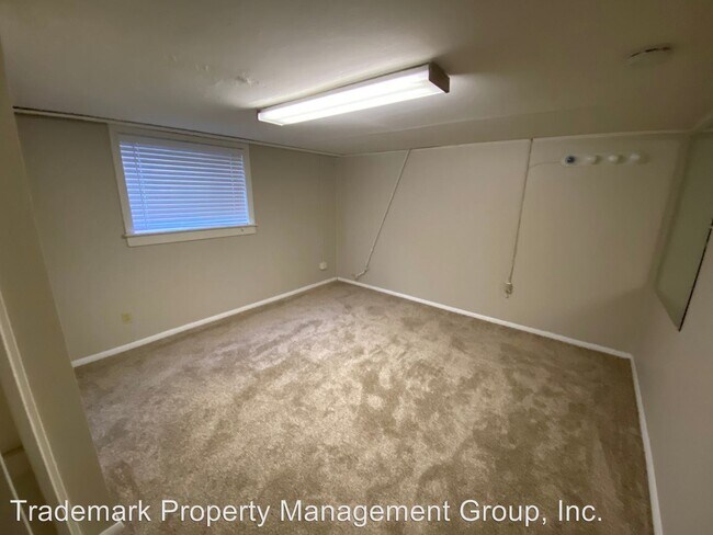 Foto del edificio - 1201-1203 W Oak St